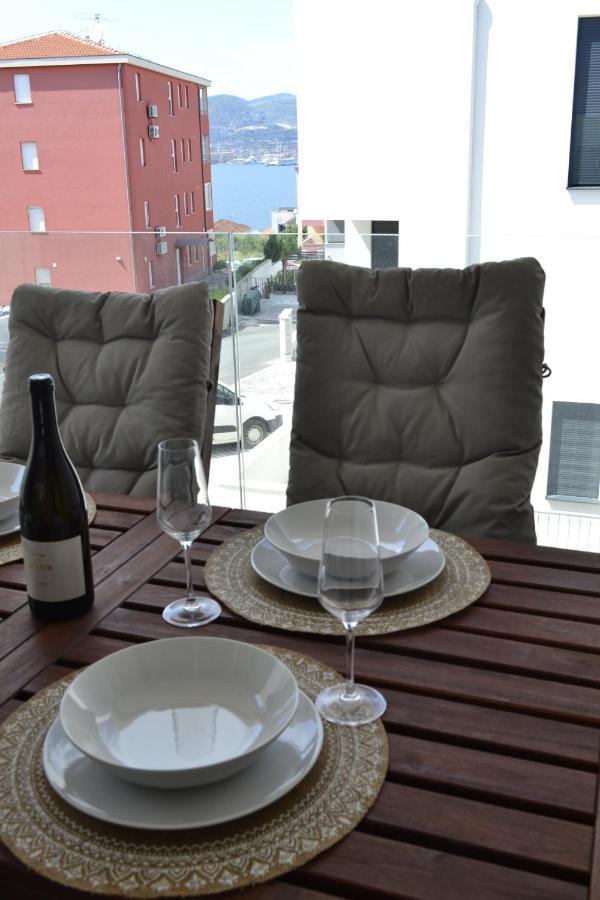 Villa Apartment Joel Trogir Extérieur photo